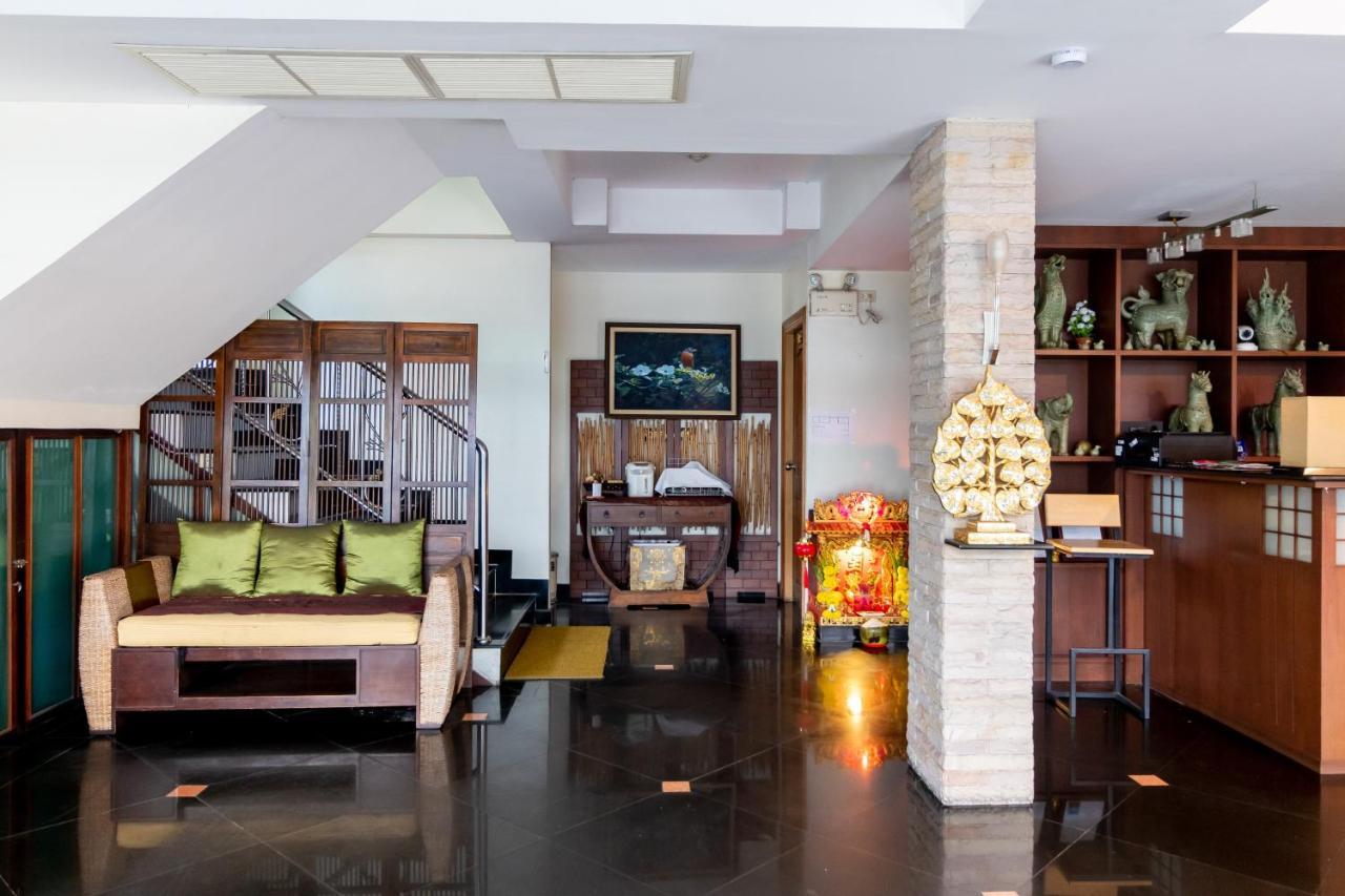 Chomsin Hua Hin ชมสินธุ์ หัวหิน Hotel Ngoại thất bức ảnh