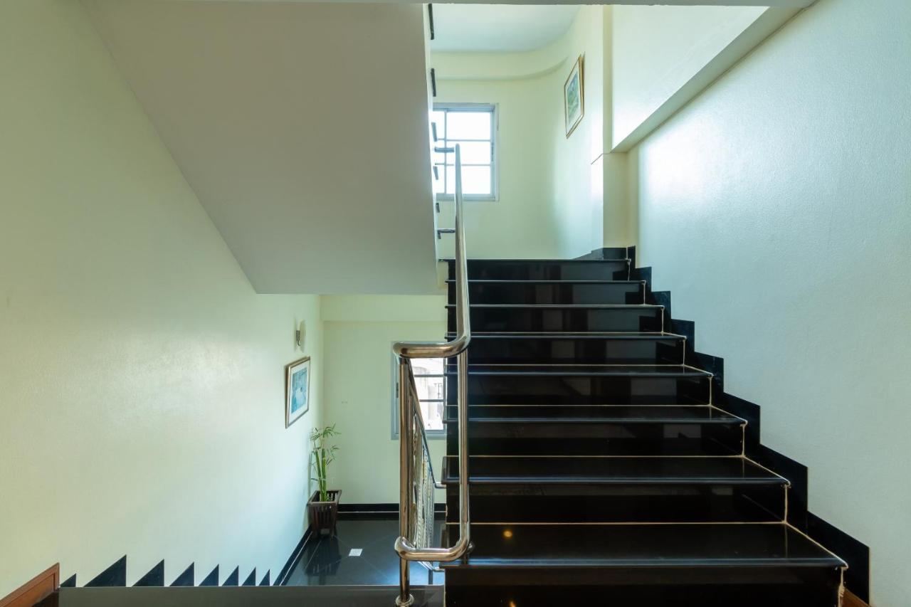 Chomsin Hua Hin ชมสินธุ์ หัวหิน Hotel Ngoại thất bức ảnh